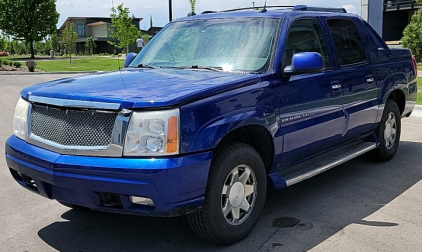 2005 Cadillac Escalade - Low Miles - 4x4!