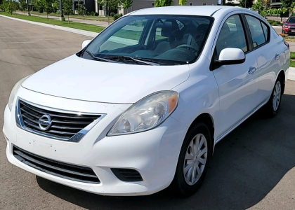 2012 Nissan Versa - 113K Miles!