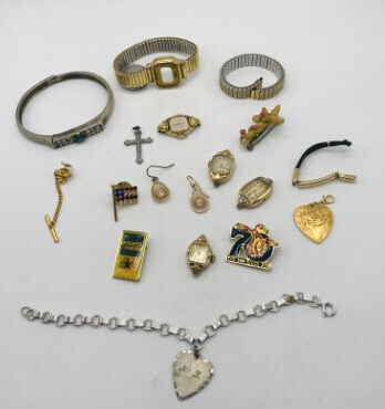 Assortment Of Jewelry & Pins