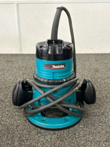 Makita Router Powers On