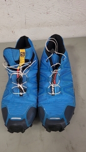 Mens Size 11 Salomon LT Running Shoes