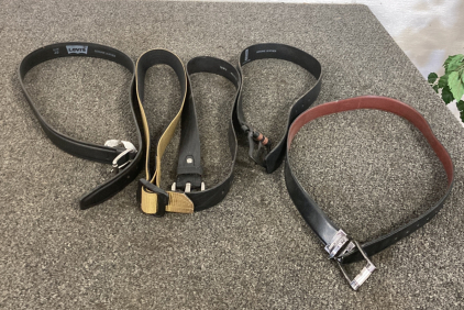 511 Belt And 4 Leather Like Belts 2 Levis 1 Fossile Other Nameless Please Inspect