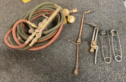 Oxy-Acetylene Hose Gages Tips And Starter Not Tested Please Inspect