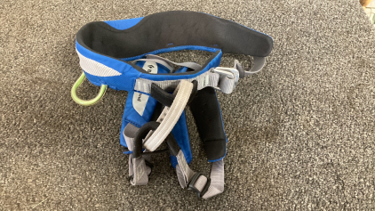 Black Diamond Climbing Harness Great Condition Please Inspect