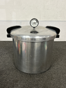 Presto 21 Quart Pressure Cooler/ Canner