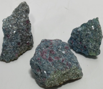 (3) Ruby & Sapphire Rough Gemstones 488.45ct Total