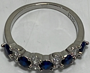 (1) Blue Sapphire Cut Faceted Gemstone Silver .925 Ladies Ring Size 10