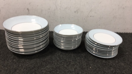 (12) Smaller Glass Bowls, (11) Small Plates, (9) Larger Bowls