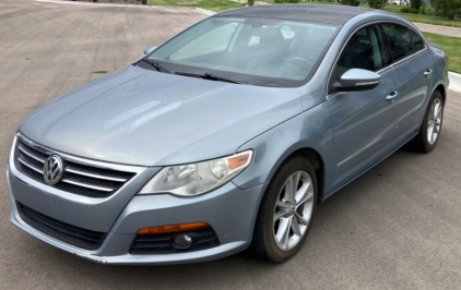 2010 Volkswagen CC - Sporty and Fast - Drives Smooth