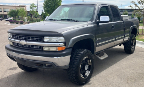 2000 Chevrolet Silverado 2500 - 4x4 - Runs Well