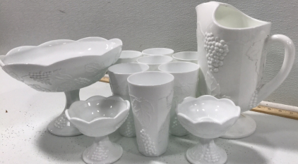 11pc Porcelain Set