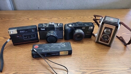 <EB> Vintage Kodak DuaFlex IV Camera, Canon Prima 105 Camera, Time Camera and More