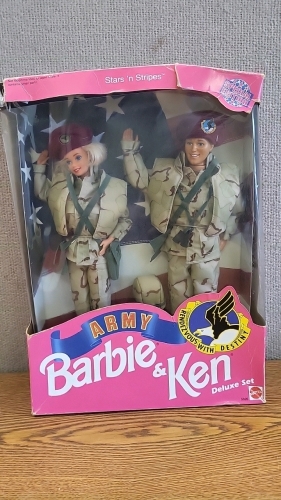 <EB> 1992 Army Barbie and Ken Dolls in Original Box