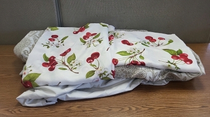 <EB> Table Cloths