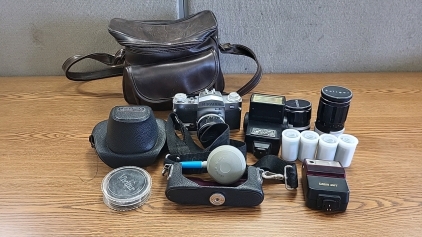 <EB> Vintage Mitanda Camera with Flash Accessories, Film Rolls, and More