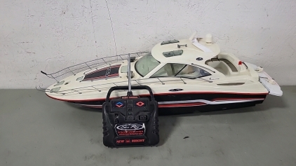 Sea Ray Sundancer Remote Controlled Boat