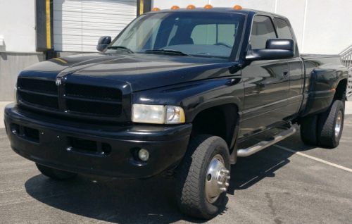 2001 Dodge Ram 3500 - 4x4 - Low Miles!