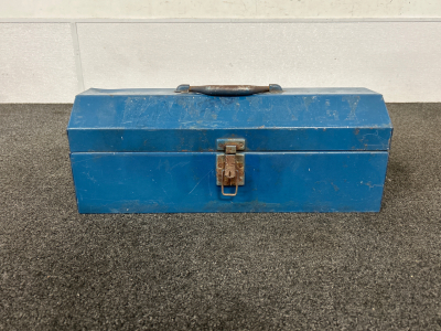 Metal Toolbox 19&rdquo;x 7&rdquo;x 7&rdquo;