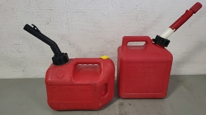 Pair of 1 Gallon Gas Cans