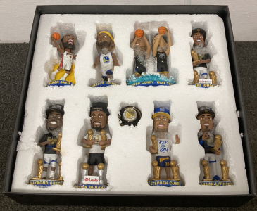 2017-2018 Back To Back Champions Golden State Warriors Bobble Head And Ring Set- New