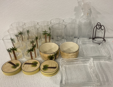 (12) Cups-(2) Bowls-(4) Plates-Vase