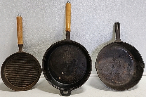 8" Cast Iron, (2) 10" Cast Iron Pans