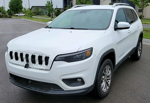 2020 Jeep Cherokee - 4x4 - Backup Camera - Leather Interior!