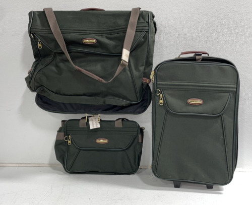 Global Traveler* 3 Peice Luggage Set (Brand New)