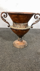 Planter 13&rdquo; Tall Rough Condition Please Inspect