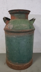 Vintage Metal Milk Jug 12"&times;24"