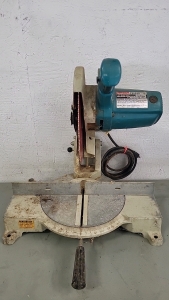 Working Makita 10" Miter Saw