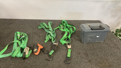 4 Tiedown Straps 3 Complete 1 Missing Strap Please Inspect