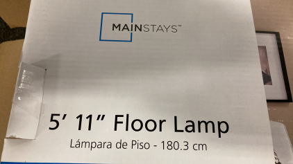 Mainstays Floor Lamp 5&rsquo;11&rdquo; Tall New/Like New Please Inspect