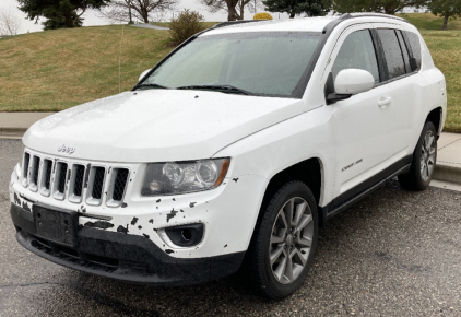 2014 White Jeep Compass