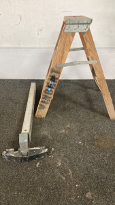 Table Saw Arm Wood Step Stool Please Inspect