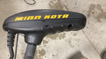 Minn Kota Boat Motor Has Mount Peddle Spare Propeller And Brackets Not Tested Please Inspect