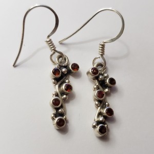 Silver Garnet Earrings