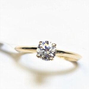 10K White Moissanite Test Like Diamond Looks Better(0.5ct) Ring