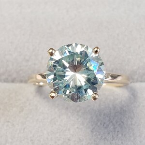 10K Moissanite(3ct) Ring