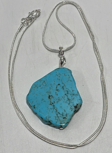 (1) 75.95ct Blue Turquoise Gemstone Freeform Slice .925 Necklace