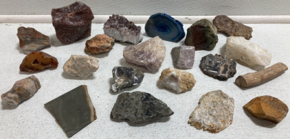 (21) Assorted Unpolished Gemstones and Rocks