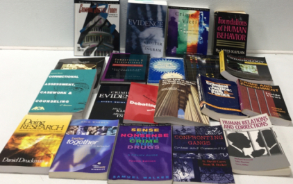 (20) Criminal/Human Behavior Books