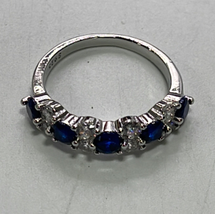 (1) Blue & White Sapphire .925 Silver Ladies Ring Size 8
