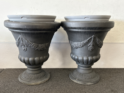 (4) Large Planters