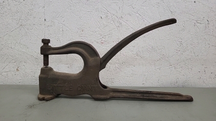 Antique Cast Iron Little Giant Riverter