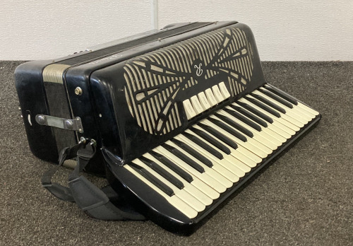 Rivoli Accordion With Case