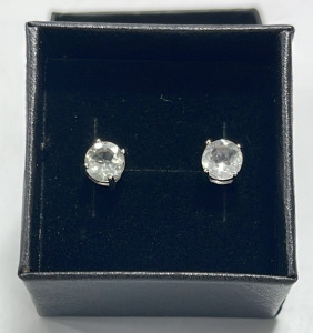 (1) Pair 6mm Cushion Cut Green Amethyst 1.85ct Platinum Over Sterling Silver .925 Stud Earings