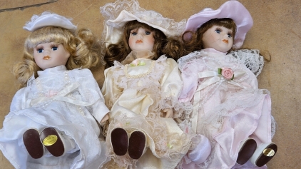 9" Porcelain Dolls