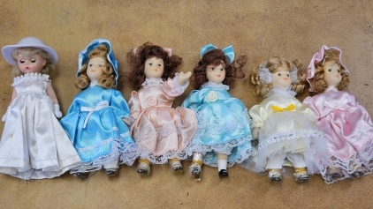 5" Porcelain Dolls