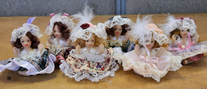 2.5" Sitting Porcelain Dolls